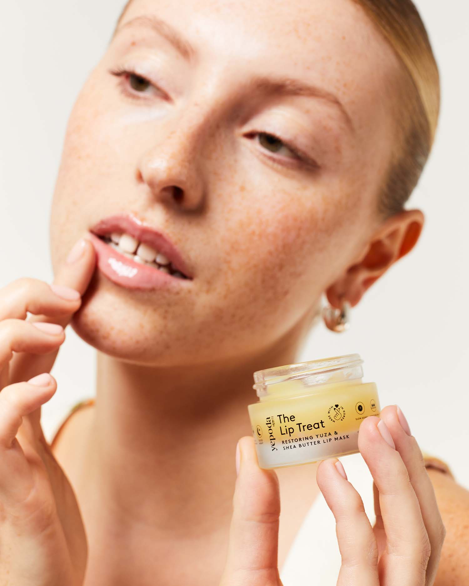 The Lip Treat – Restoring Lip Mask – Yepoda